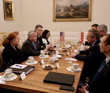 View image on Twitter