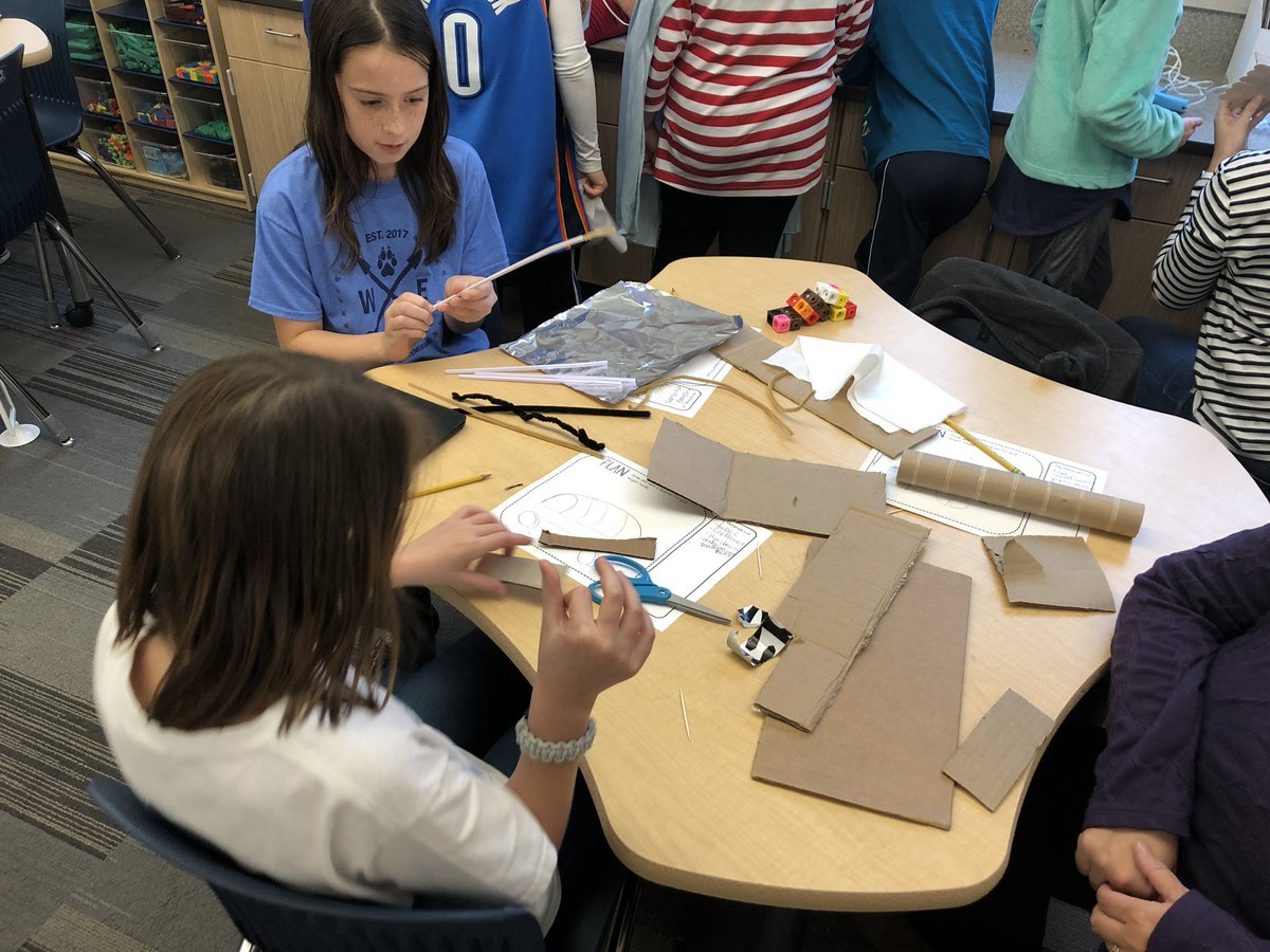 Miss_Lamp's tweet photo. The covered wagon challenge is on!! Students are building a model prairie schooner out of various supplies for a family of 5 pioneers to travel! Westward Ho!!! https://t.co/DOs5GdXqkr