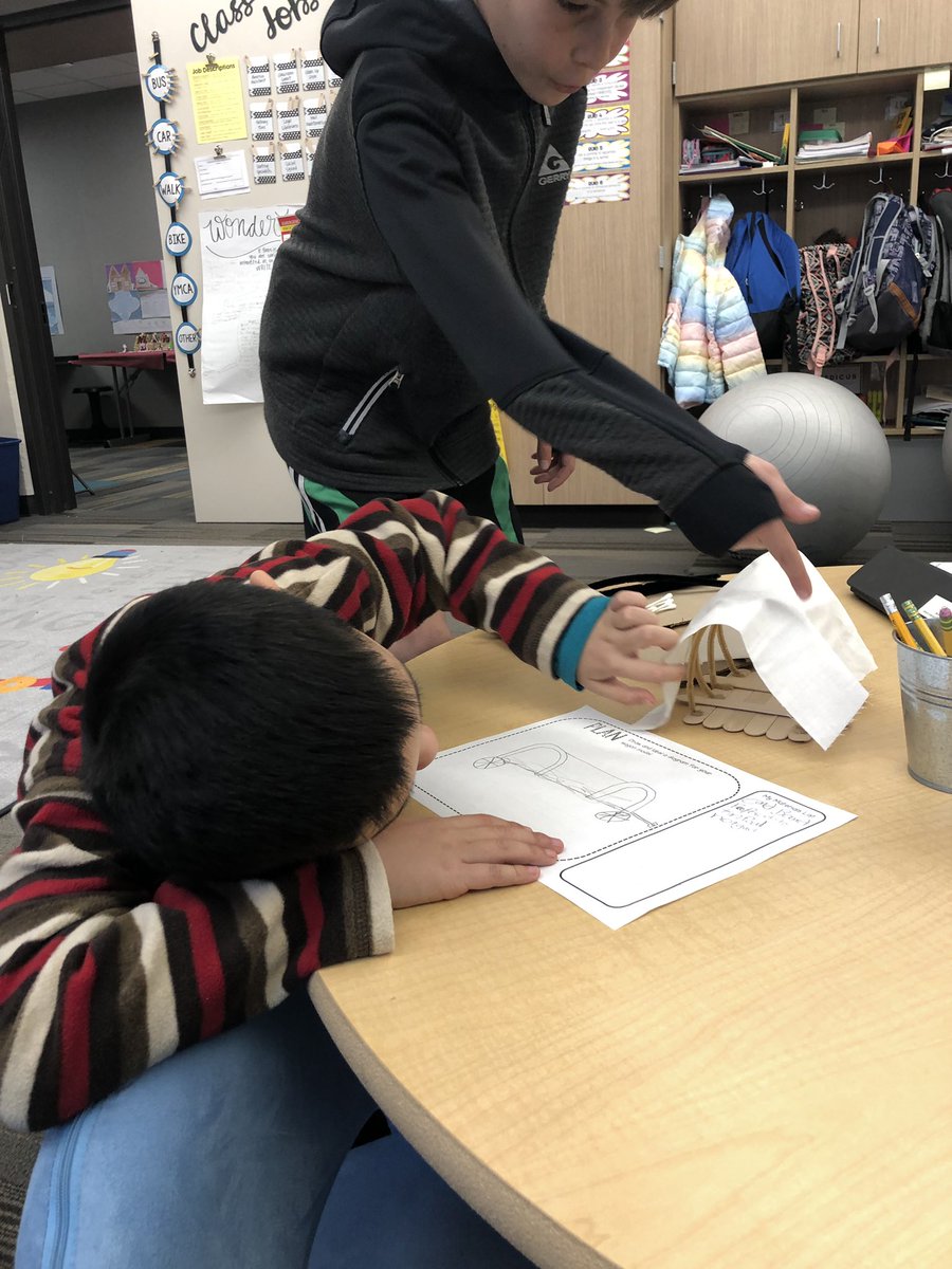 Miss_Lamp's tweet photo. The covered wagon challenge is on!! Students are building a model prairie schooner out of various supplies for a family of 5 pioneers to travel! Westward Ho!!! https://t.co/DOs5GdXqkr