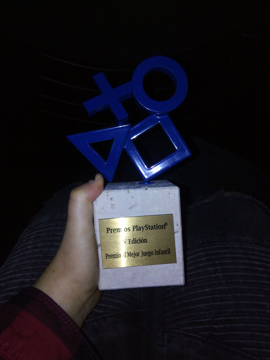 Muy contentos de haber ganado el premio al mejor juego infantil de <a href="/PSTalents/">PlayStation Talents</a>!! 😁