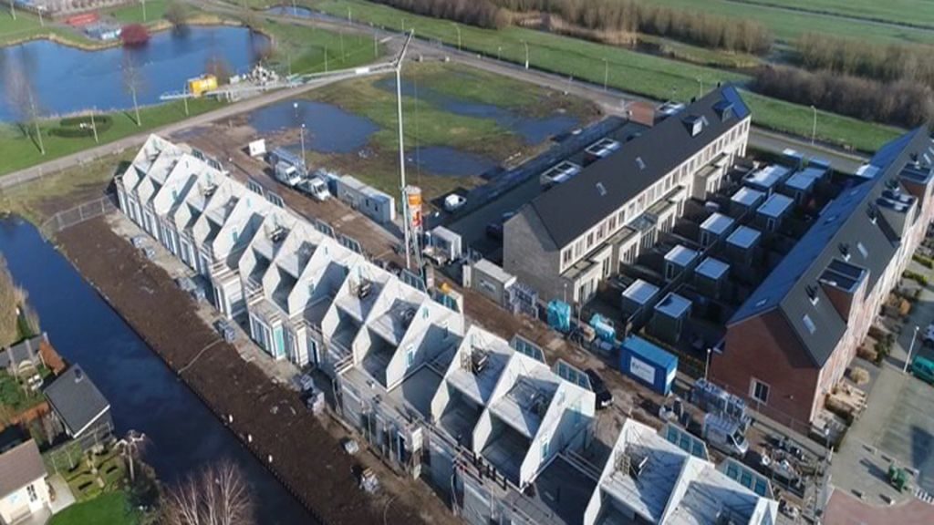 Oudewater: "Laat kleine gemeenten bouwen buiten stadsgrenzen"
 
Kleine gemeenten doen een dringend verzoek aan de provincie om de bouwregels te verruimen. Nu mogen ze alleen bouwen binnen de... 
groenehartmedia.info/oudewater-laat…