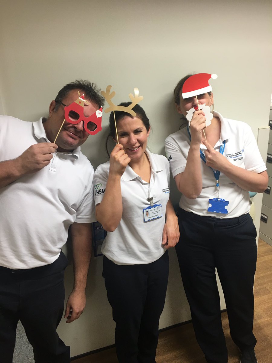 lucyewadsworth's tweet photo. Christmas Spirit is being spread across the physio team at Manchester Adult CF Centre! 🎅🏼🎄🎅🏼🎄#cysticfibrosis #macfc #cfchristmas https://t.co/364R0beD0N