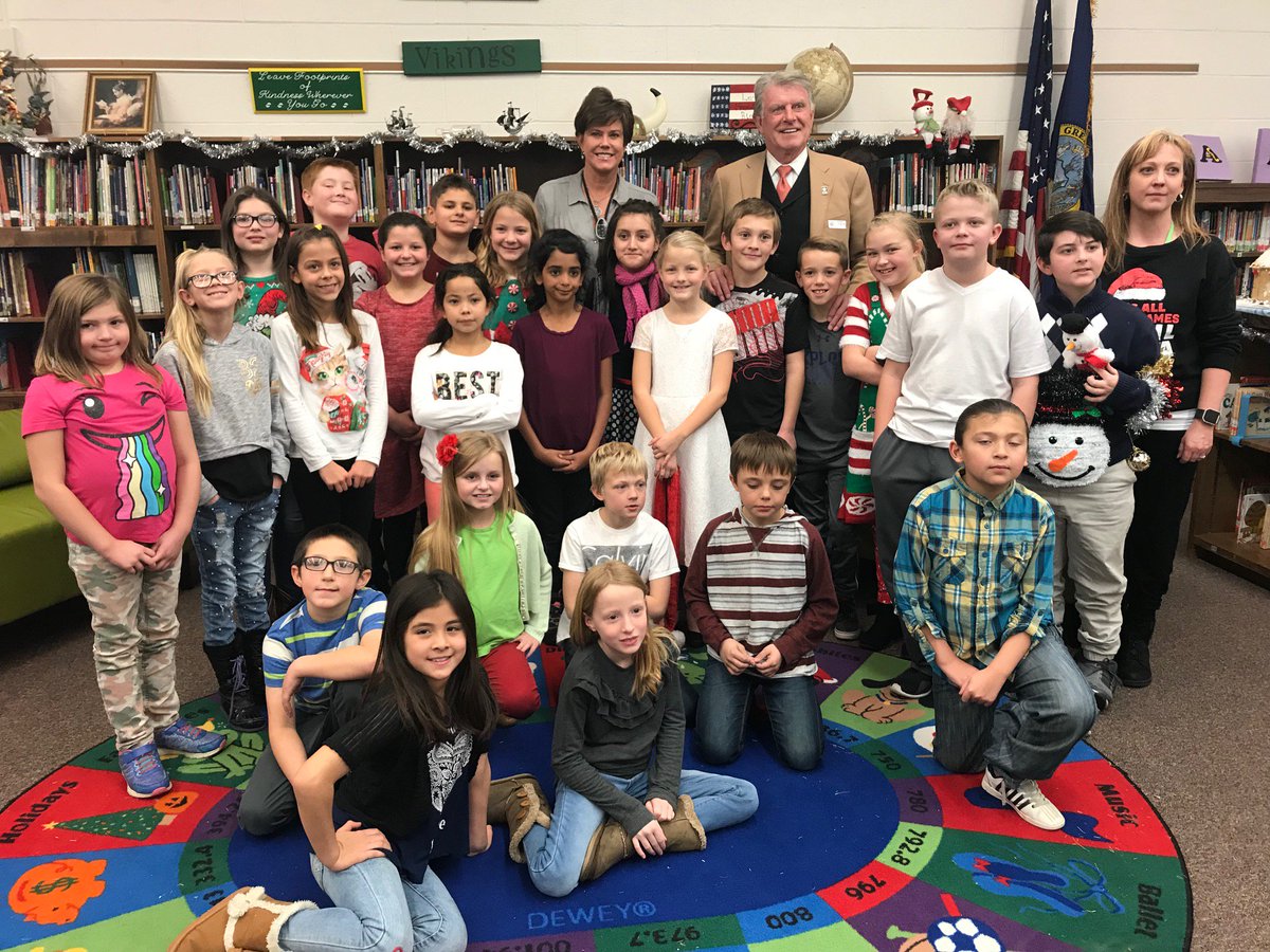 Miss Lori and I had a great time today reading to a 4th grade class at Syringa Elementary School in Pocatello.