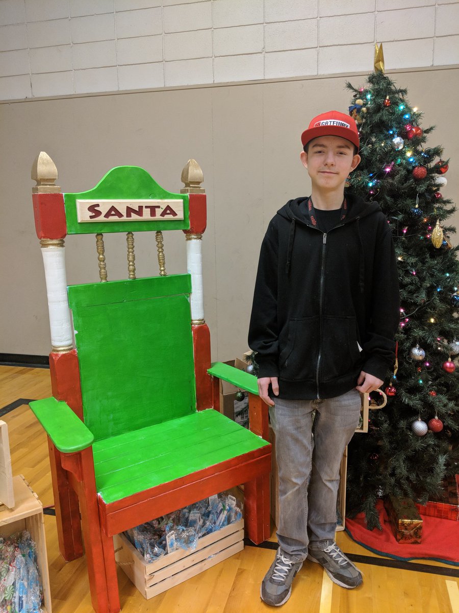 norahbowmangma1's tweet photo. Central School in Kelowna students and staff made &amp; served amazing Christmas meal . . .and student made this santa chair in shop class #sd23 @MoyraBaxter our schools are wonderful https://t.co/xJNvjfAuAs