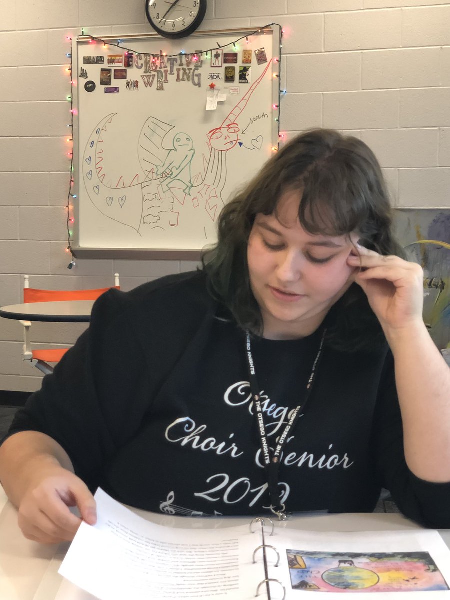 TeenTeacherLA's tweet photo. I may be an English teacher, but I can’t even begin to put into words how unbelievable my #CreativeWritingKrupp students’ #WritingPortfolios turned out this semester. I sure am going to miss these young authors. #OtsegoKnights #OurClassIsFamily ✍🏻📓📚❤️ https://t.co/UtWx7pq9cH