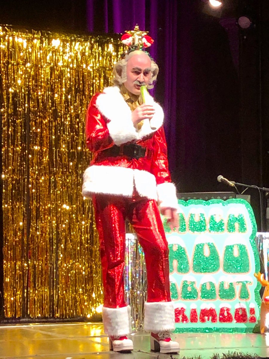 wivenhoebooks's tweet photo. @boogaloostu #muchadoaboutcrimbo top notch entertainment for our bookshop Christmas party! https://t.co/rRDjGWlnAo