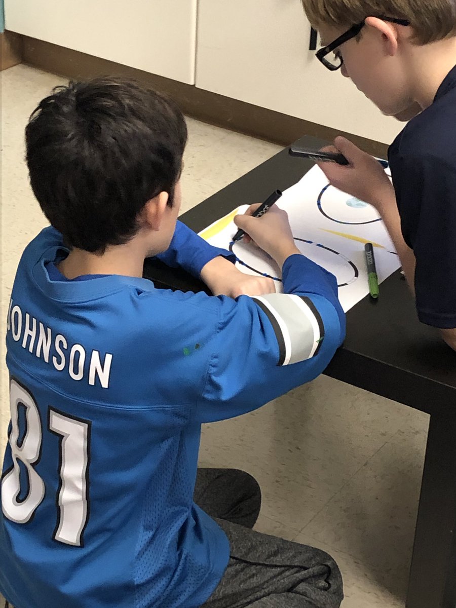 MrsHoughan5th's tweet photo. Thank you @MakerPhillips for such a great lssson today! We had so much fun coding the orbit of the moon around the earth. We can’t wait to use Ozobots again soon. #heritagelearn #complexthinkers #andproblemsolvers https://t.co/4aonOW5lBe