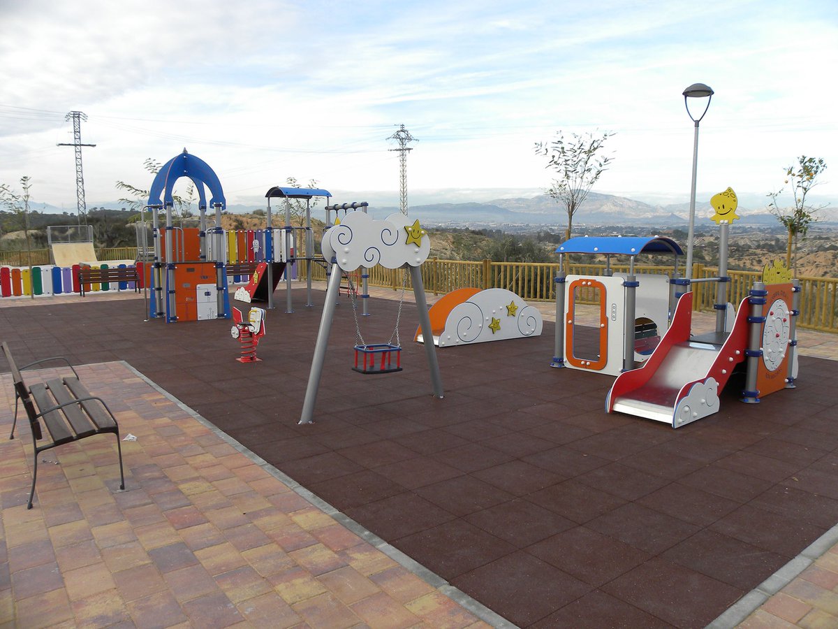 equidesa's tweet photo. Molina de segura (Murcia) estrena tres nuevos parques Equidesa: Parque infantil, agility canino y skate https://t.co/8auTd3Tcaz #Equidesa #parqueinfantil #agilitycanino #entrenamiento #skate #pista #playground #calidad #quality #mobiliariourbano #urbanfurniture #vallas https://t.co/4zKAGUUszZ