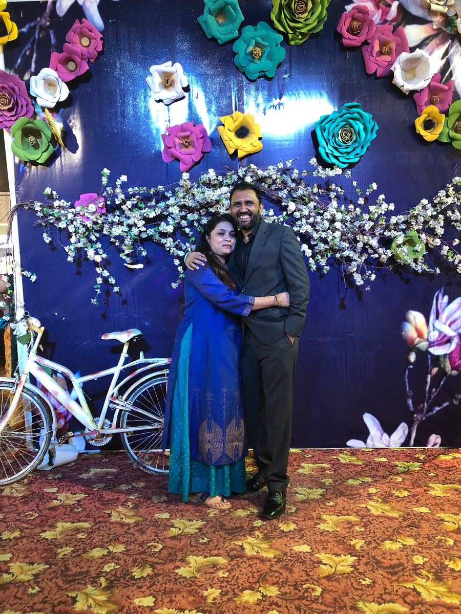 pdarole1000's tweet photo. 21 years with this beauty😘...agar tum saath ho...to many more years of togetherness #imlovingit https://t.co/UdzFjCG5aR