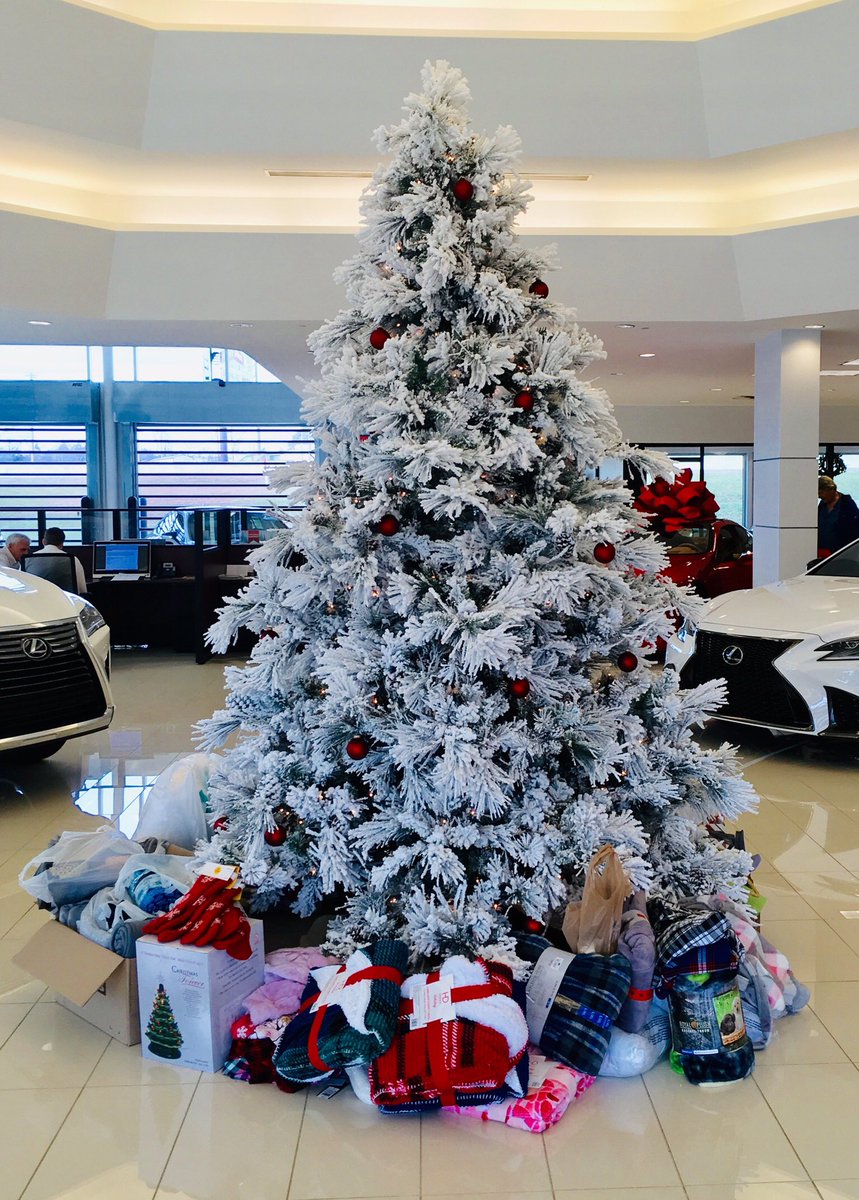 Lexus of Knoxville tweet media