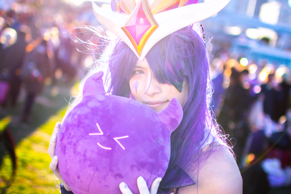 Twitter पर れいよう 冬コミ二日目 Star Guardian Syndra スターガーディアン シンドラ Photo Saklio Petit 風で髪ぐしゃぐしゃですみませんー 撮影ありがとうございました C95コスプレ Lolコス Leagueoflegendscosplay Leagueoflegends T Co