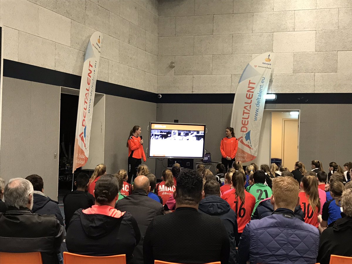 Deltalent handbalevent. Vandaag 85 sporters nemen deel aan het toernooi. We starten met een mooie presentatie van 2 Nationale jeugdspeelsters #deltalent #handbal #breda