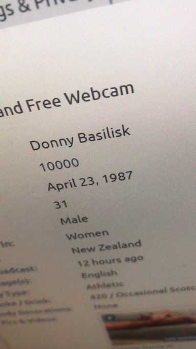 10k followers achievement unlocked! Thank you to all who have come to chill, chat, &lsquo;bate and welcomed<a href="/tag/coupleshow"class="tags"><span>#coupleshow</span></a><a href="/tag/announcementofananouncement"class="tags"><span>#announcementofananouncement</span></a>