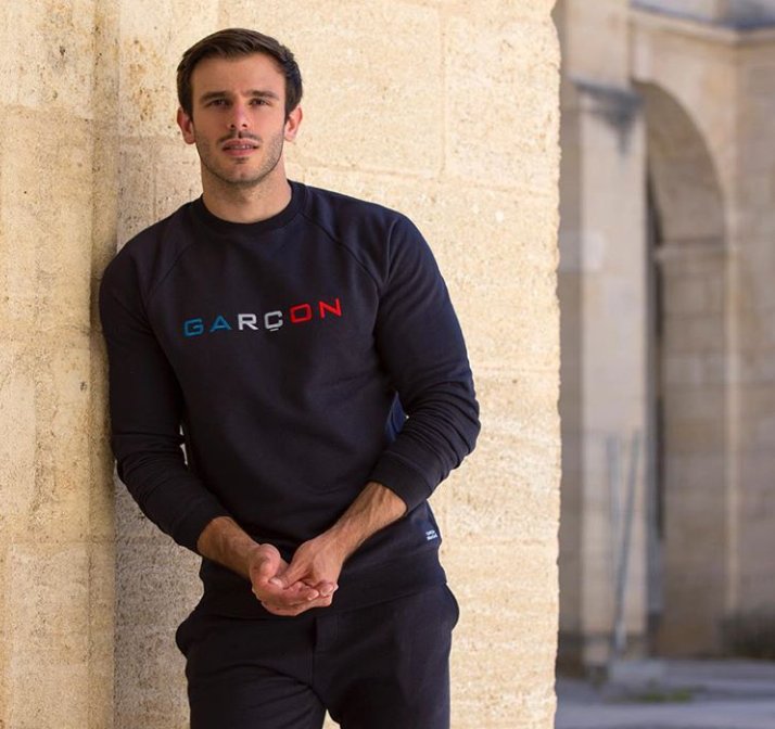 homeose_fr's tweet photo. Du style et du charme pour bien démarrer l'année 2019 ! 🎉
Et bien évidement, une réalisation 100% made in France.
📦 Livraison gratuite 📦
--> https://t.co/Znt0Q489n4
#homeose #tours #garconfrancais #2019 #nouvelleannee #CfaitOu #madeinFrance https://t.co/dIoTSydM6f