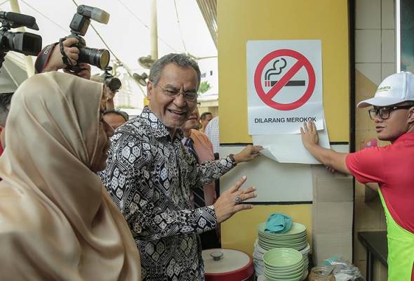 #AWANInews #AWANI745 Kerajaan pertimbang bina tempat khas buat perokok - Dr Dzulkefly astroawani.com/berita-malaysi…