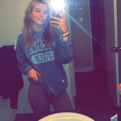 MollyWatkins23's tweet photo. #NewProfilePic https://t.co/9TjSo9NUi0