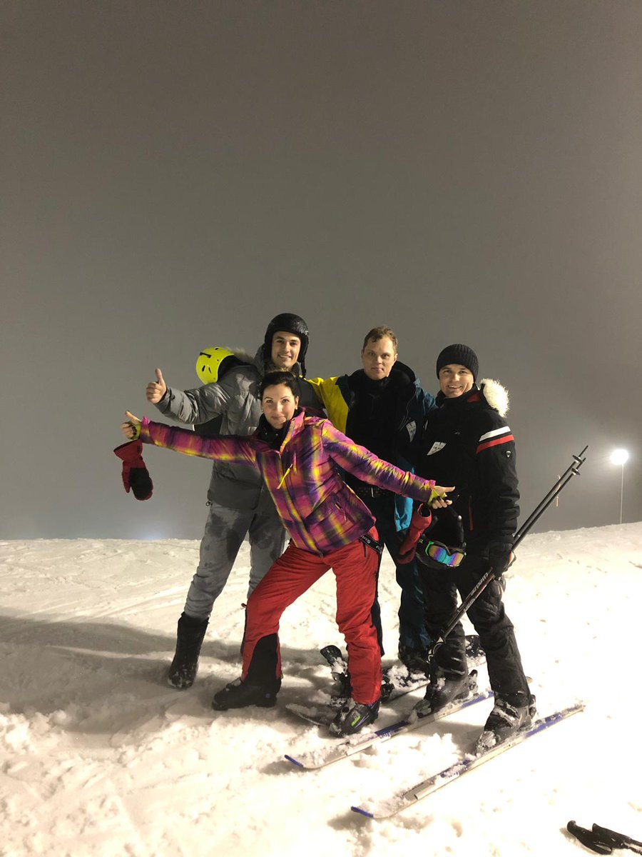 KlasJet's tweet image. #Klasjet enjoys winter sports! ⛷ Do you? 🤔

#winter #snow #skiing