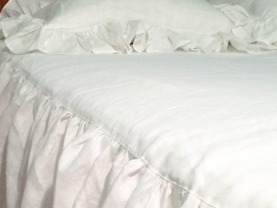 PlanetLinenRu's tweet photo. Luxury Dramatic Ruffle Linen Skirted Coverlet Farmhouse Queen King Bedding #LinenCoverlet #QueenCoverlet 
$175.75
➤ https://t.co/U6Pw8jFptD https://t.co/2yYr9QlZTu