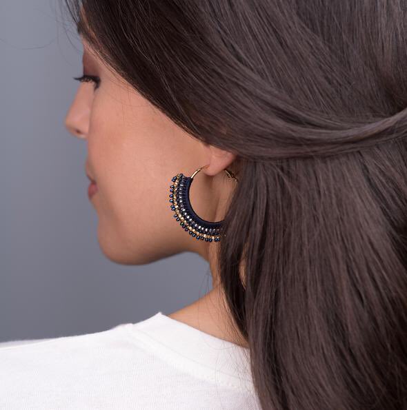 ApacheRoseLDN's tweet photo. These striking @AzuniLondon earrings are handmade in Guatemala using intricate beading techniques and 18ct gold posts. A percentage of each purchase is donated towards the amazing @puebloapueblo project, who sponsor Guatemalan children and support them though their education https://t.co/xXafqsQ19b