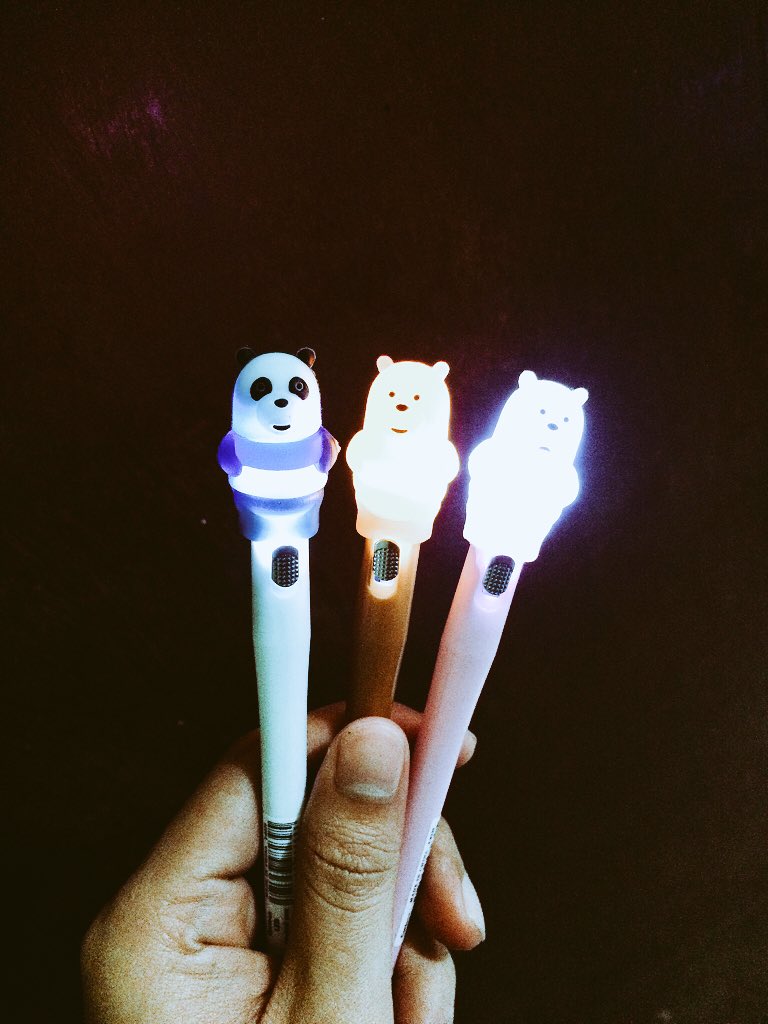 calcifer_ishere's tweet photo. Never be afraid of the dark. ✨ #webarebears #penlights #grizz #panpan #icebear https://t.co/MXi1F77RrA