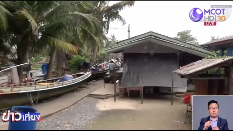 TNAMCOTEnglish's tweet photo. Villagers, living along the coastal areas have been evacuated as tropical storm Pabuk will make landfall in Nakhon Si Thammarat tomorrow. Provincial authorities have prepared 190 evacuation centers to accommodate 86,000 people. @TNAMCOT https://t.co/9VfyVZuD1r