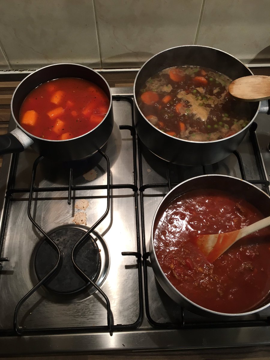 HelenSW3's tweet photo. Preparation done for dinners and had a filling breakfast before I head out into Markinch and surrounding villages doing some more promotion of my fab #SlimmingWorldgroup #markinchgroup #healthylifestyle #extraeasy #tastyandfree #fillingfood #believeinyourself #2019Goals https://t.co/oK2PgdvJMC