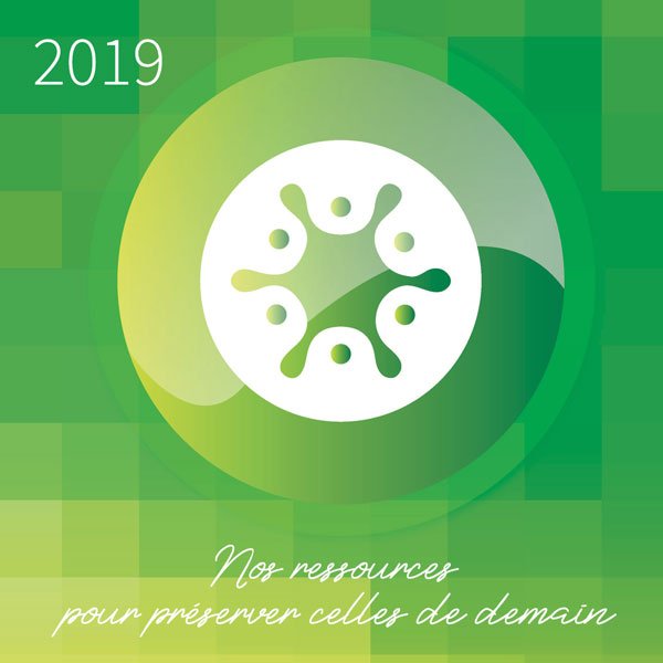 FAST_GmbH's tweet photo. Toute l’équipe de Fast vous souhaite une bonne et heureuse année ✨ 2019 ✨ https://t.co/o2uoLdc5zO