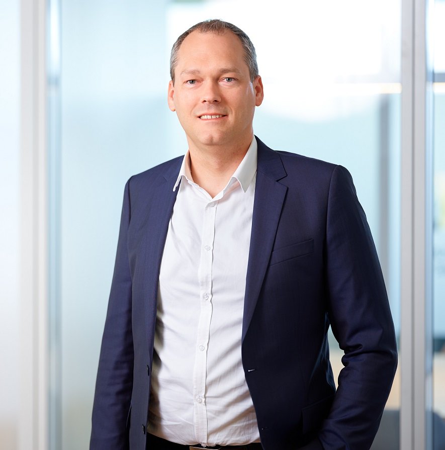 NLO_info's tweet photo. Steven Sarlet has been appointed Associate Partner in NLO.  Steven is a European and Belgian patent attorney and an expert on technology. His appointment ties in closely with NLO's strategy of pursuing growth in the mechanics and telecom sectors. https://t.co/FTnNGZbLuJ https://t.co/LdzRc7jncE