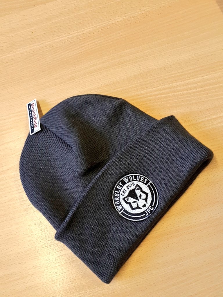 Look what has arrived for all our #WolfPack players to keep warm whilst they show off their football skills at training in 2019!🐺⚽️ @EdStartMS