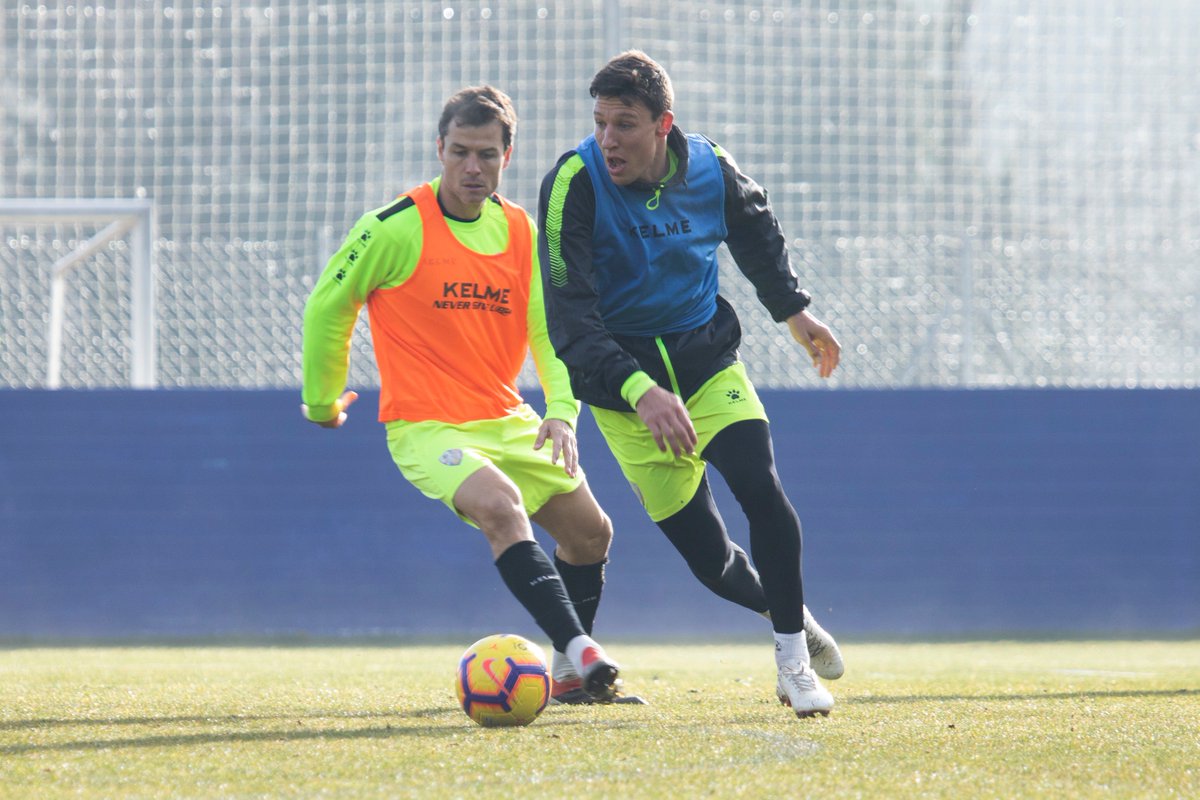 Entrenamiento del Huesca.