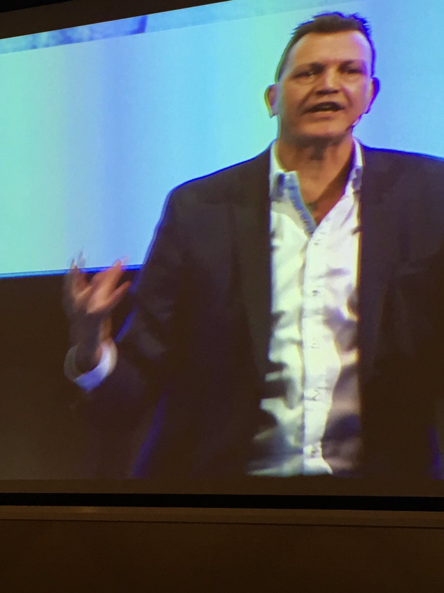 Herlig innlegg fra Geir Inge Lunde i <a href="/PwC/">PwC</a> om at folk flytter til vinnerbyer. Hvordan kan #Bergensregionen bli det? Lyntog til #Stavanger er et tiltak, hvis vi ikke bruker feil kalkulator #hfknyttår