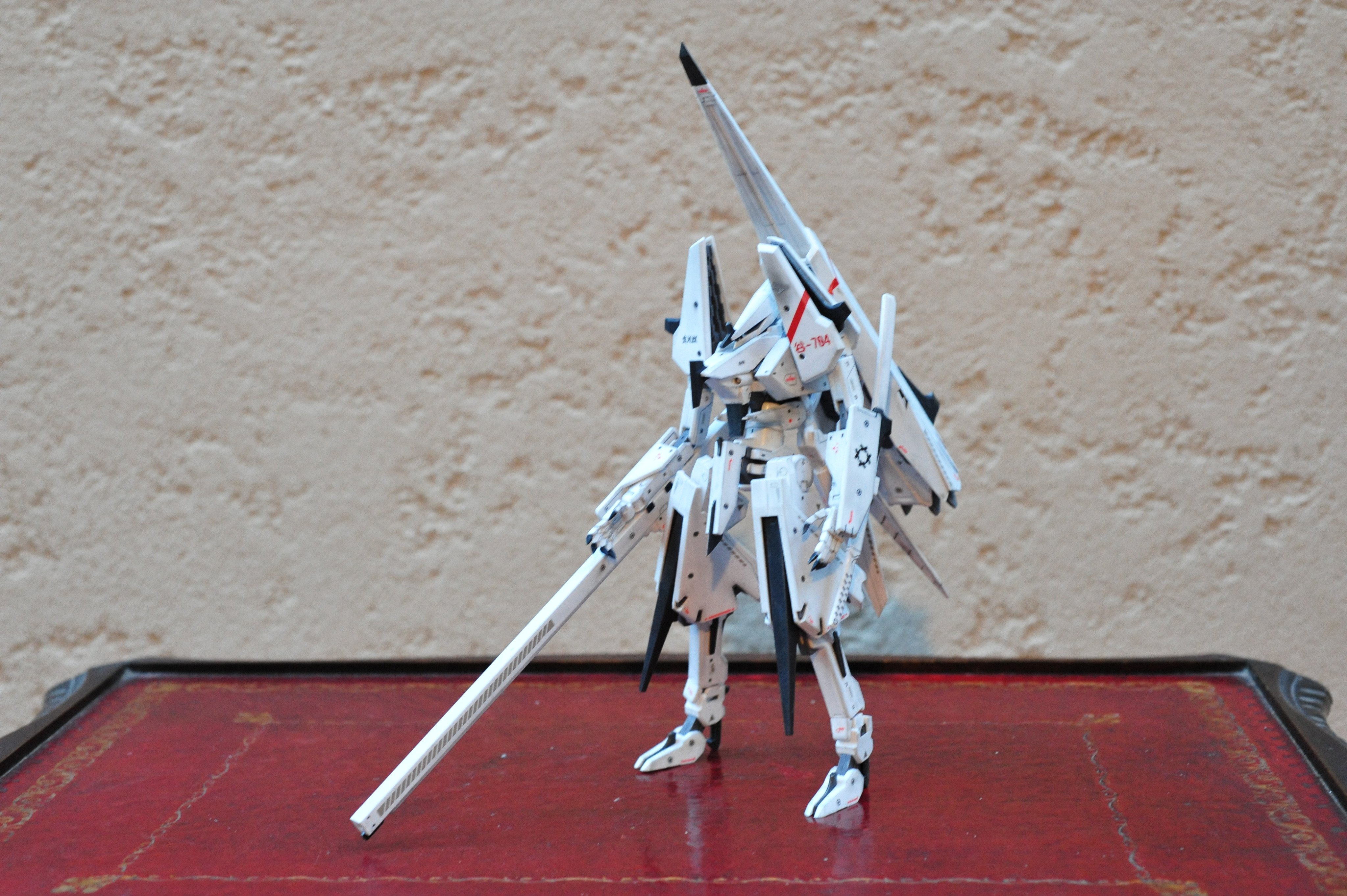 ミナミメダカ タクティカルサバゲー 最後に何枚か ビームトンファーはお気に入りの武装です ユニコーンは中１の 時に始まって 高３で終わった作品で 本当に思い出深いです 友達と見に行ったり 文化祭でジオラマを作ったりしました 今でも見返したり