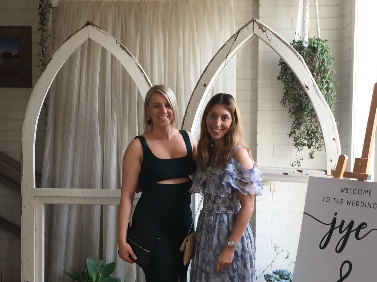 sara_sibelle's tweet photo. Beth & Jye’s wedding. 💍💍💍 #TheBigMac https://t.co/nOw02187m6