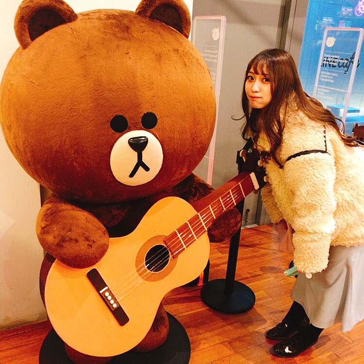 kagetsuomi's tweet photo. ブラウンさんイタズラで眉毛書かれてた…

さっきの動画のはLINEカフェで買った人形焼っ🧸

3枚目のあみのけマジ可愛い💖

#茶々韓国旅行
#LINECAFE https://t.co/shXLNUcxSO