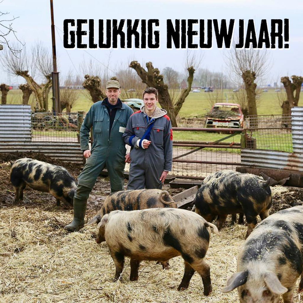 koopeenvarken's tweet photo. Allereerst wensen we jullie een geweldig en smaakvol 2019! Goede voornemens? Die van ons weten jullie waarschijnlijk wel: eet minder, maar beter vlees! #gelukkignieuwjaar #mindermaarbetervlees #smaakvol2019 #eerlijkvlees https://t.co/GStRQD5kn3