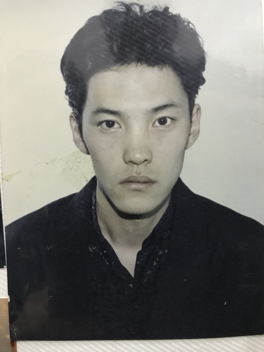 Mandolinchin's tweet photo. 1990.01.01 гэнэ. https://t.co/UKBZVfzxdL