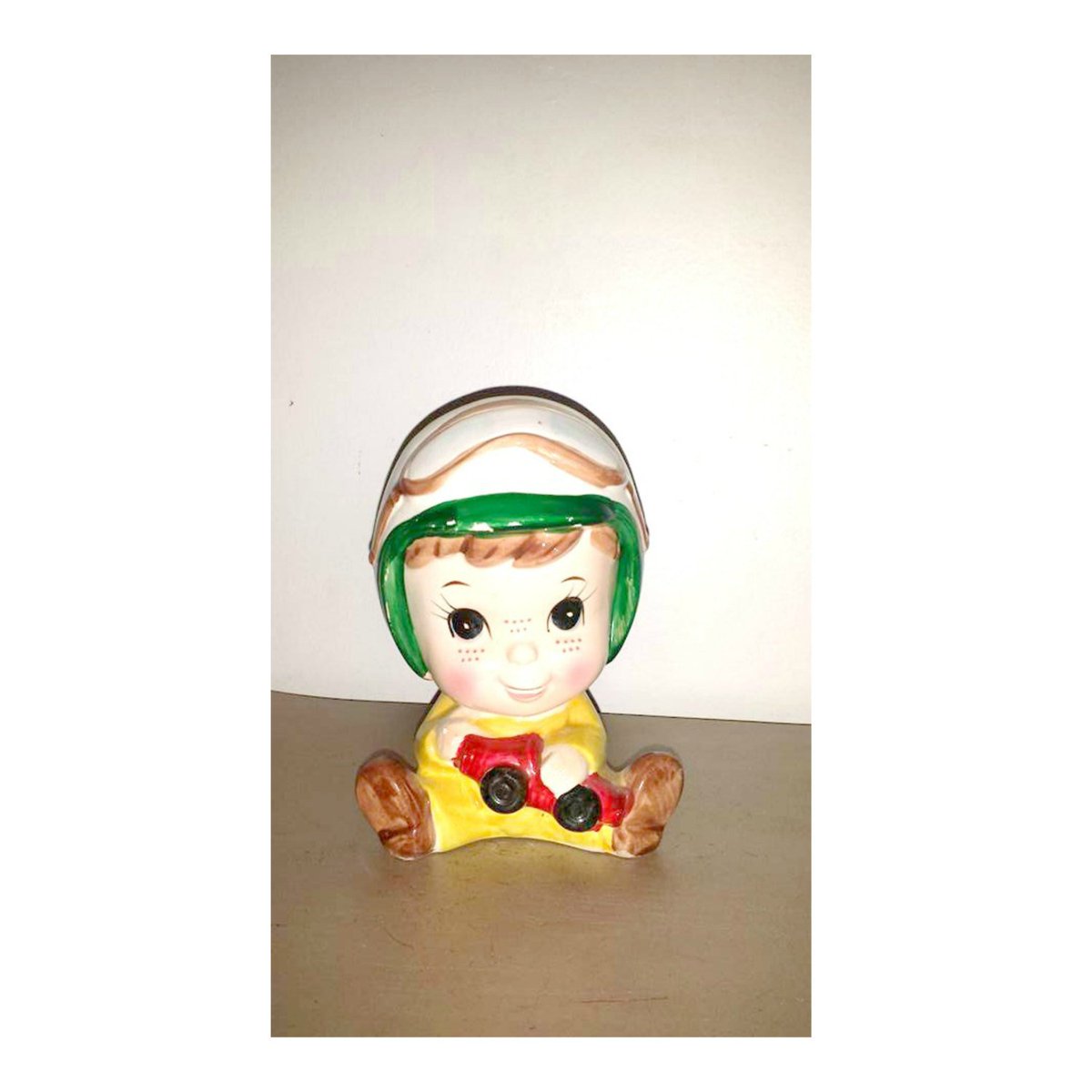 JunkYardBlonde's tweet image. Vintage Big Eyes Vase, Freckle Face Boy Planter, Boy Race Car Planter, Race Car Driver Planter, Big Eyes,Kitschy Decor, 1950s Kitsch tuppu.net/69f0e509 #JunkYardBlonde #Etsysellsvintage #Gotvintage #RedRaceCar