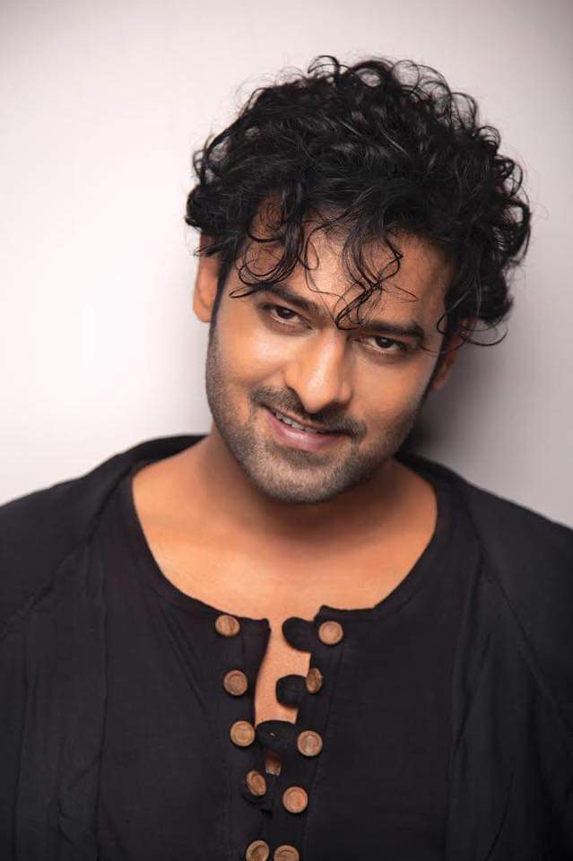 VenkyPrabhas01_'s tweet image. Mind Blowing Look 😘😘😘😘😘😘😘
#Prabhas
😍😍😍😍😍😍