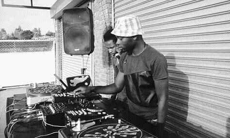 A bit of MinimaTechno😝😝😝