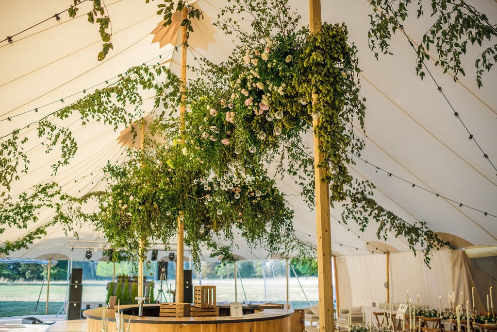 Wishing everyone a very Happy New Year from all of us here at PapaKåta! 🌿 We're celebrating the new year with this fresh Sperry shot from one of our favourite weddings at Norton Hall. Image by Dan Morris Photography