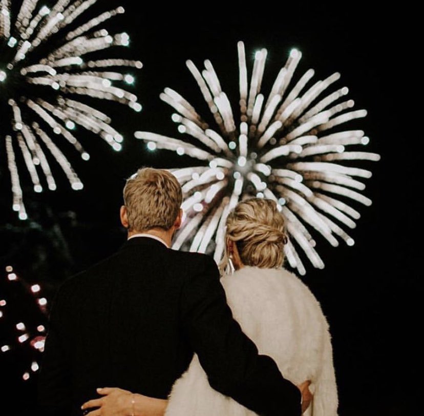 Stems Design (@stemsdesign) on Twitter photo Happy New Year from the Stems Design team! Here’s to another busy year full of stunning weddings and gorgeous flowers! 🌺🌸🌼
Venue: <a href="/WeddingsatRP/">RuddingParkWeddings</a>
Photography: Nicola Dixon Photography
Wedding Planning: <a href="/LucyWrightEvent/">Lucy Wright</a> #wedding #wedding2019 #HappyNewYears #love #weddingflowers Happy New Year from the Stems Design team! Here’s to another busy year full of stunning weddings and gorgeous flowers! 🌺🌸🌼
Venue: <a href="/WeddingsatRP/">RuddingParkWeddings</a>
Photography: Nicola Dixon Photography
Wedding Planning: <a href="/LucyWrightEvent/">Lucy Wright</a> #wedding #wedding2019 #HappyNewYears #love #weddingflowers