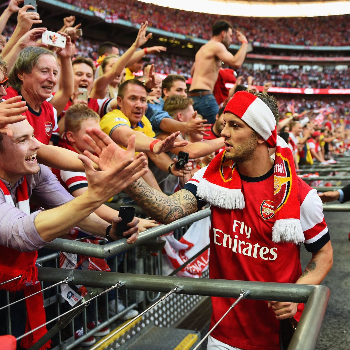 Arsenal's tweet photo. Once a Gunner... 🔴

Happy 27th birthday to you, @JackWilshere 🎈 https://t.co/sjKONY1tQH