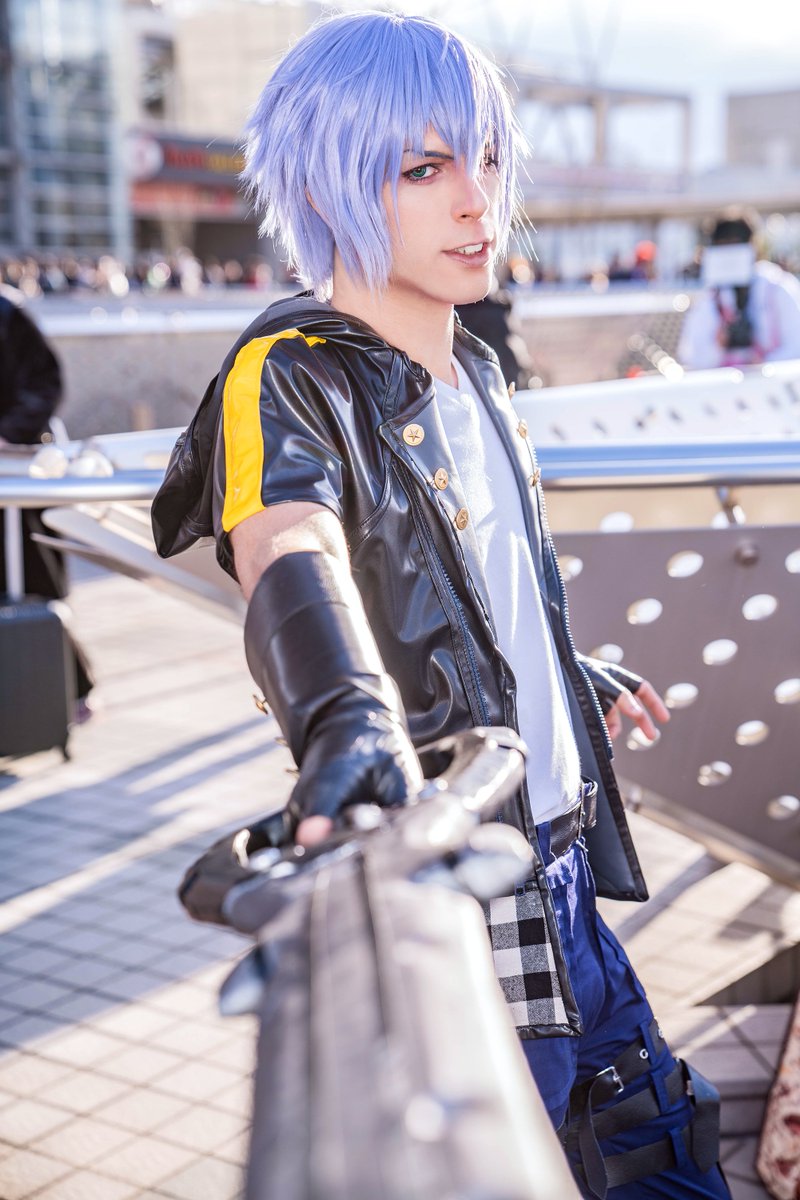 クロウ Clow 原神と呪術ハマり中 Cosplay キングダムハーツiii 冬コミ１日目 リク クロウ キーブレード Kitsune No Oie Midouken1 ハイパー格好良く撮ってくれてありがとう C95 C95コスプレ クロウコス ミナケン コミケ1日目