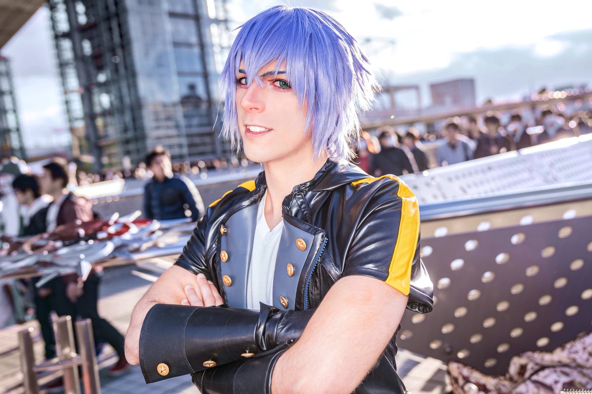 クロウ Clow 原神と呪術ハマり中 Cosplay キングダムハーツiii 冬コミ１日目 リク クロウ キーブレード Kitsune No Oie Midouken1 ハイパー格好良く撮ってくれてありがとう C95 C95コスプレ クロウコス ミナケン コミケ1日目