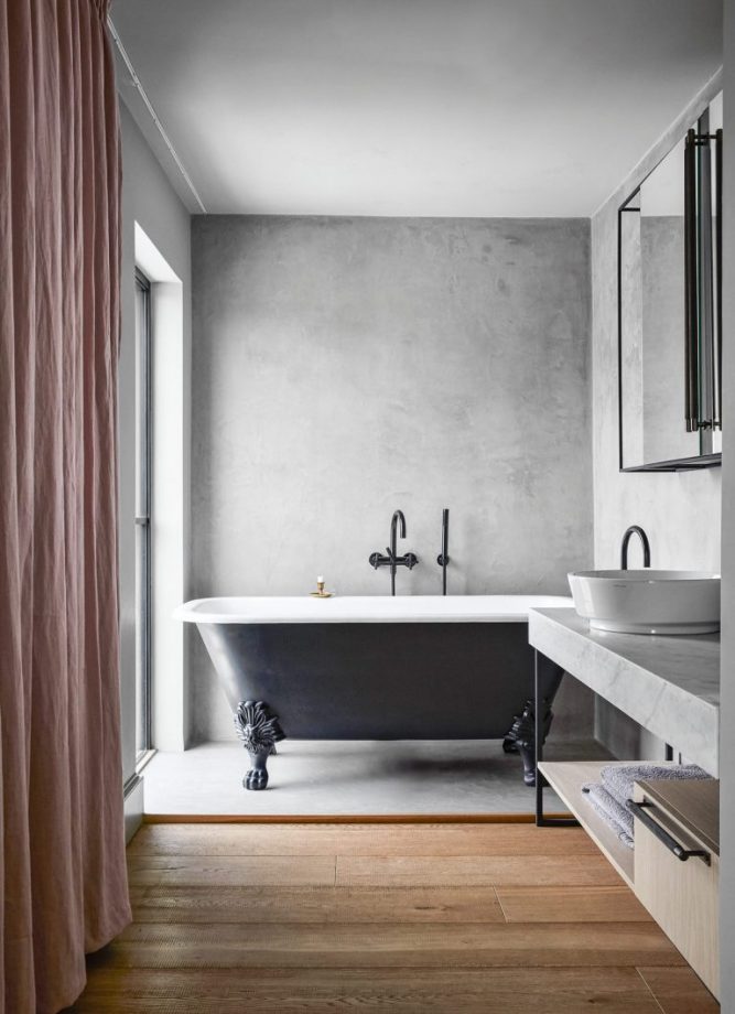 UKTilesDirect's tweet image. What's hot for 2019? #InteriorDesign trends, from dark kitchens to #ConcreteEffectTiles: ow.ly/1OxM30mUdAG