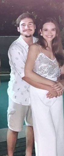 PGPati_'s tweet photo. Casal além da novela...😍😍😍 https://t.co/Pz7G3VrPYs