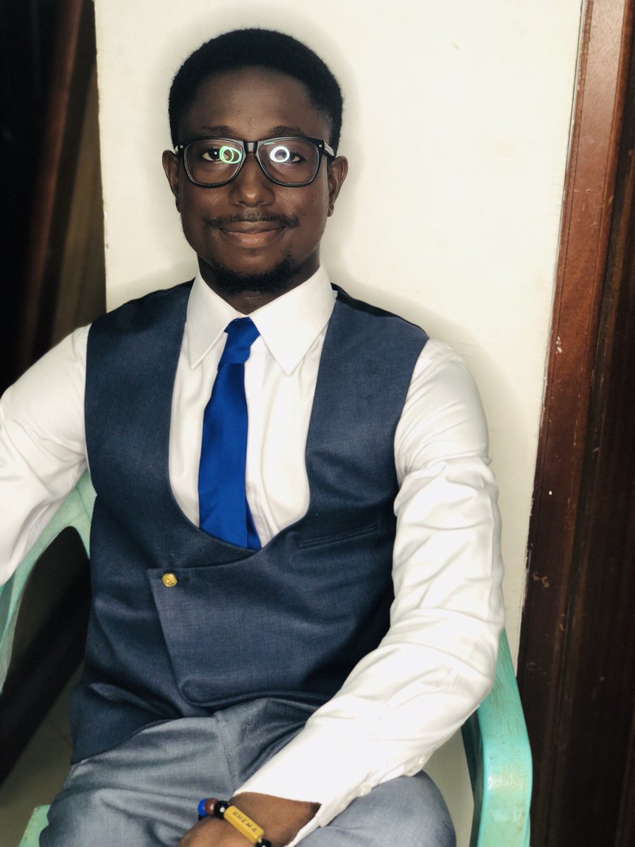rhemaharold's tweet photo. Lol why not 🤷🏾‍♂️ #TopFour2018 #HappyNewYear https://t.co/gpCWfM6Qld