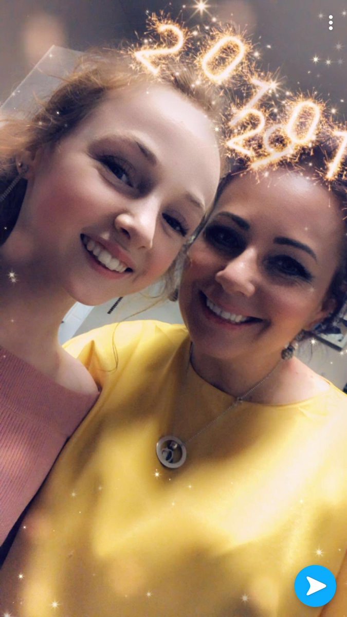 CarthyModel's tweet image. Happy new year to all lots of love aN best wishes for 2019 xx