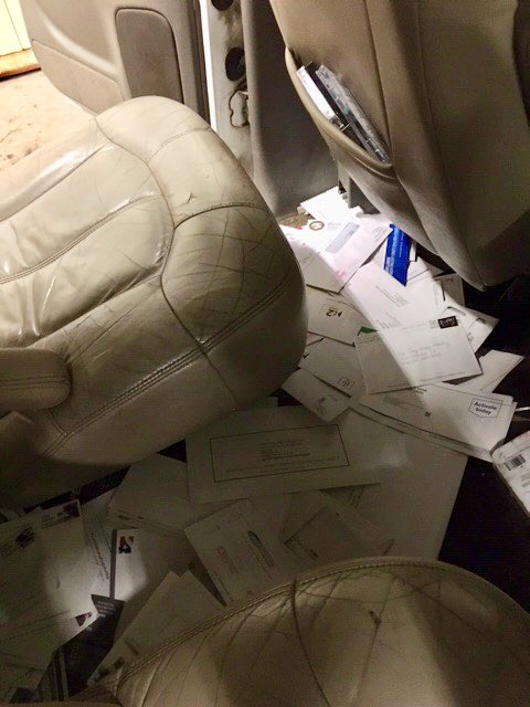 RosevilleMN_PD's tweet photo. Thanks to an alert citizen this morning, we will be returning holiday cards, gift cards and stolen mail back to their rightful owners.  Three suspects in custody. https://t.co/GJ9uxWP5ds