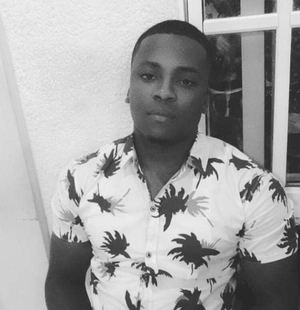 alphanethaiti's tweet photo. Jackenson Jean dit Jackenson ZBritanique se fait l’un des activistes les plus remarquables sur Facebook dans notre liste. 
Il est le #24 de notre classement #PastePrize2018.
https://t.co/zQ0CAEu8nc
#Febst
#Alphanet
#numerique 
#Haiti 
#socialmedia 
#prize https://t.co/8zkSbob0cM